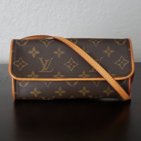 Louis Vuitton Handbags - Louis Vuitton Twin Pouchette PM